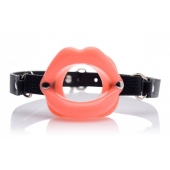 Кляп в форме губ Sissy Mouth Gag - XR Brands - купить с доставкой в Омске