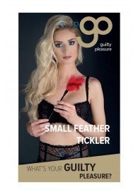 Пластиковая метелочка с красными пёрышками Small Feather Tickler - 32 см. - Blush Novelties - купить с доставкой в Омске