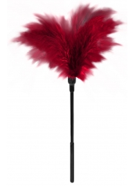 Пластиковая метелочка с красными пёрышками Small Feather Tickler - 32 см. - Blush Novelties - купить с доставкой в Омске