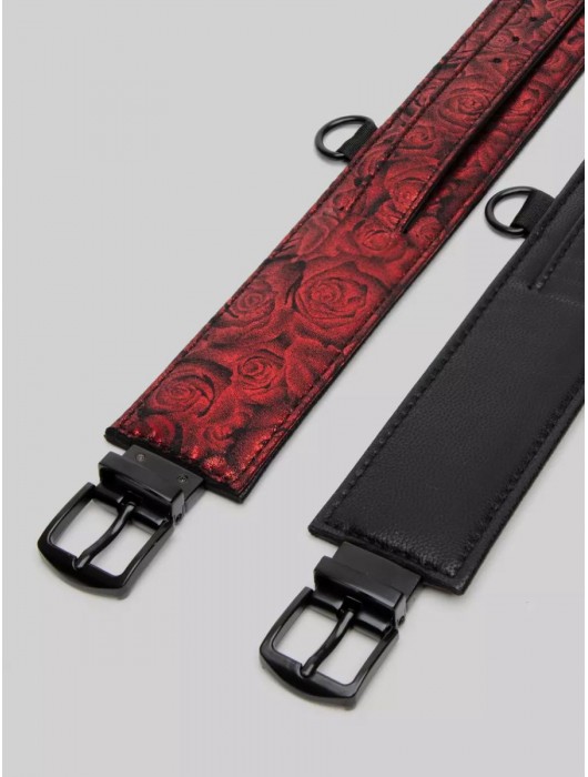 Красно-черные оковы Reversible Faux Leather Ankle Cuffs - Fifty Shades of Grey - купить с доставкой в Омске